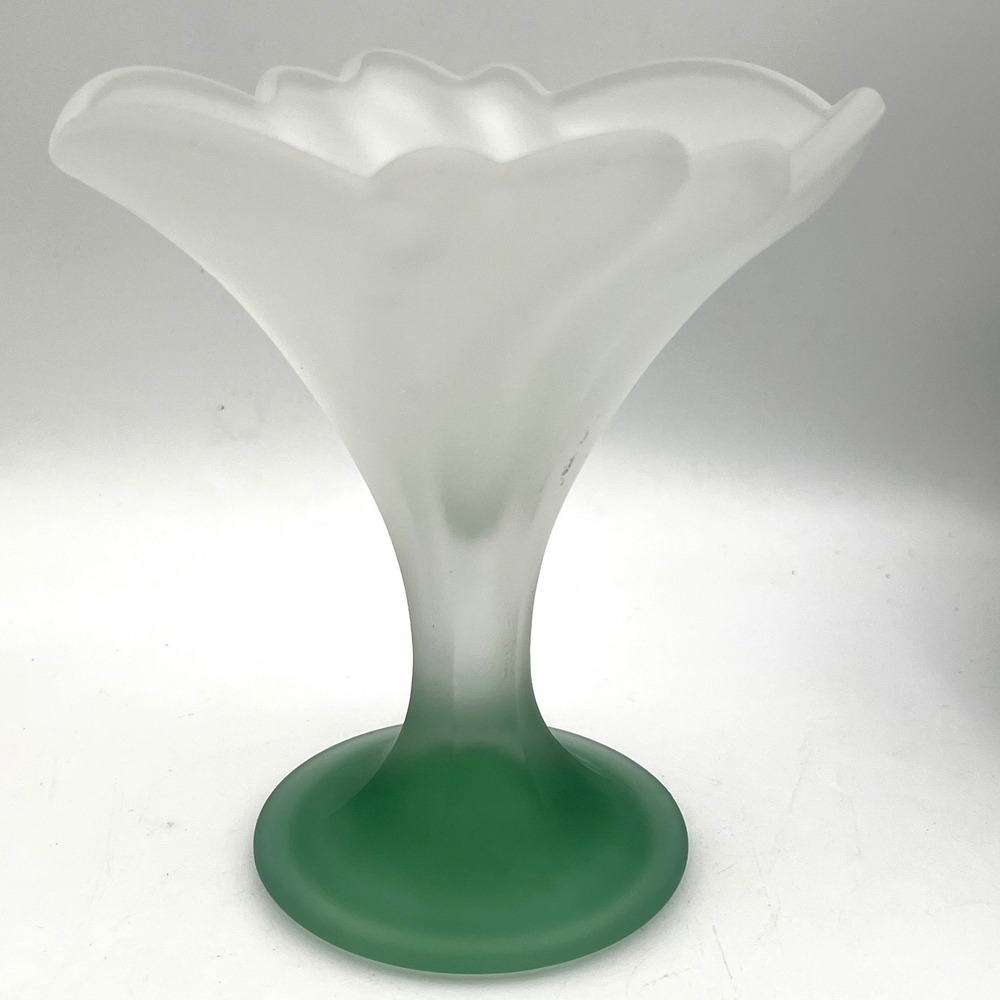 Italian Borgonovo Green Tulip Frosted Glass Sundae Glasses Dessert Bowls